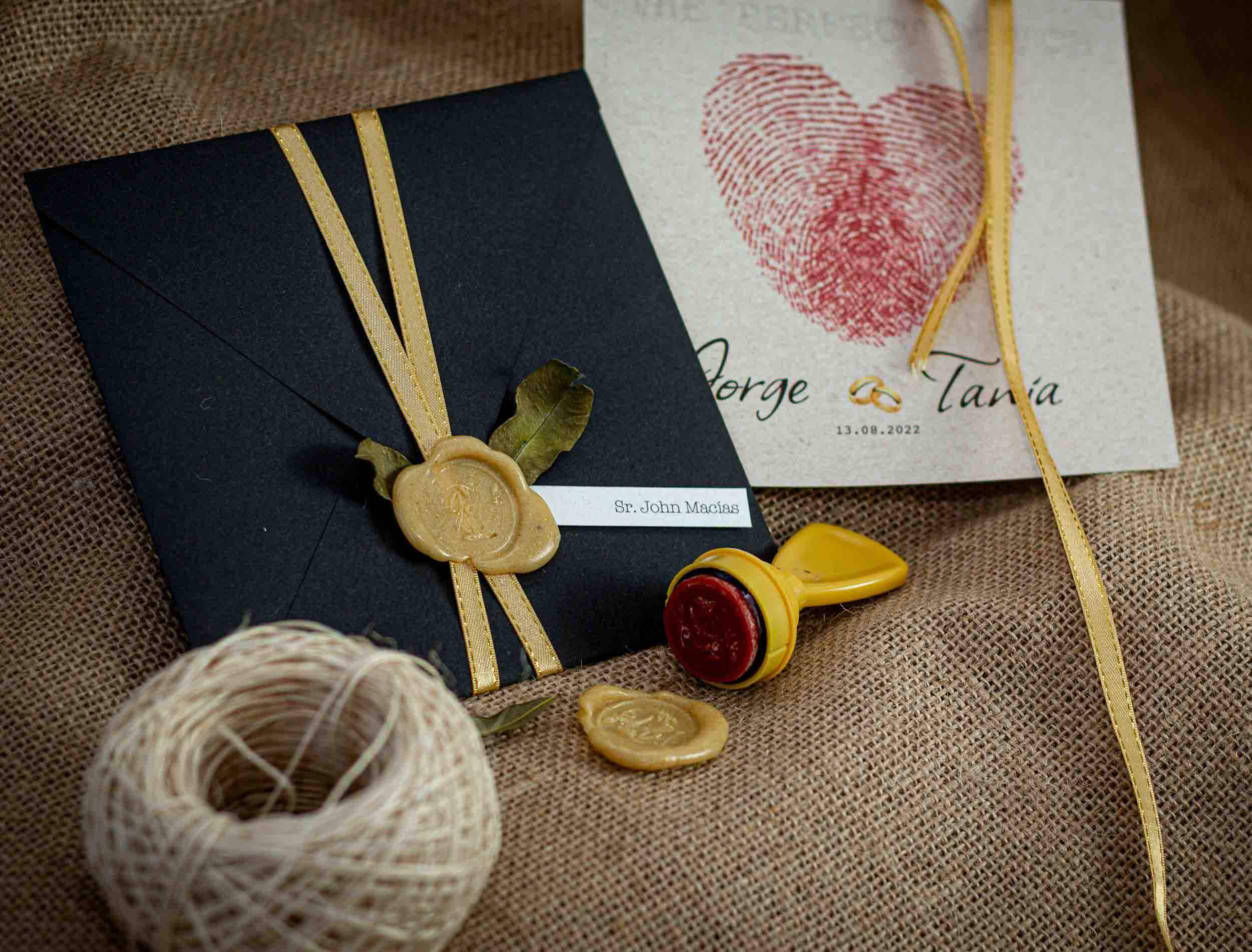 Choosing the Perfect Wedding Invitation: A Complete Guide | Unique Print NYC