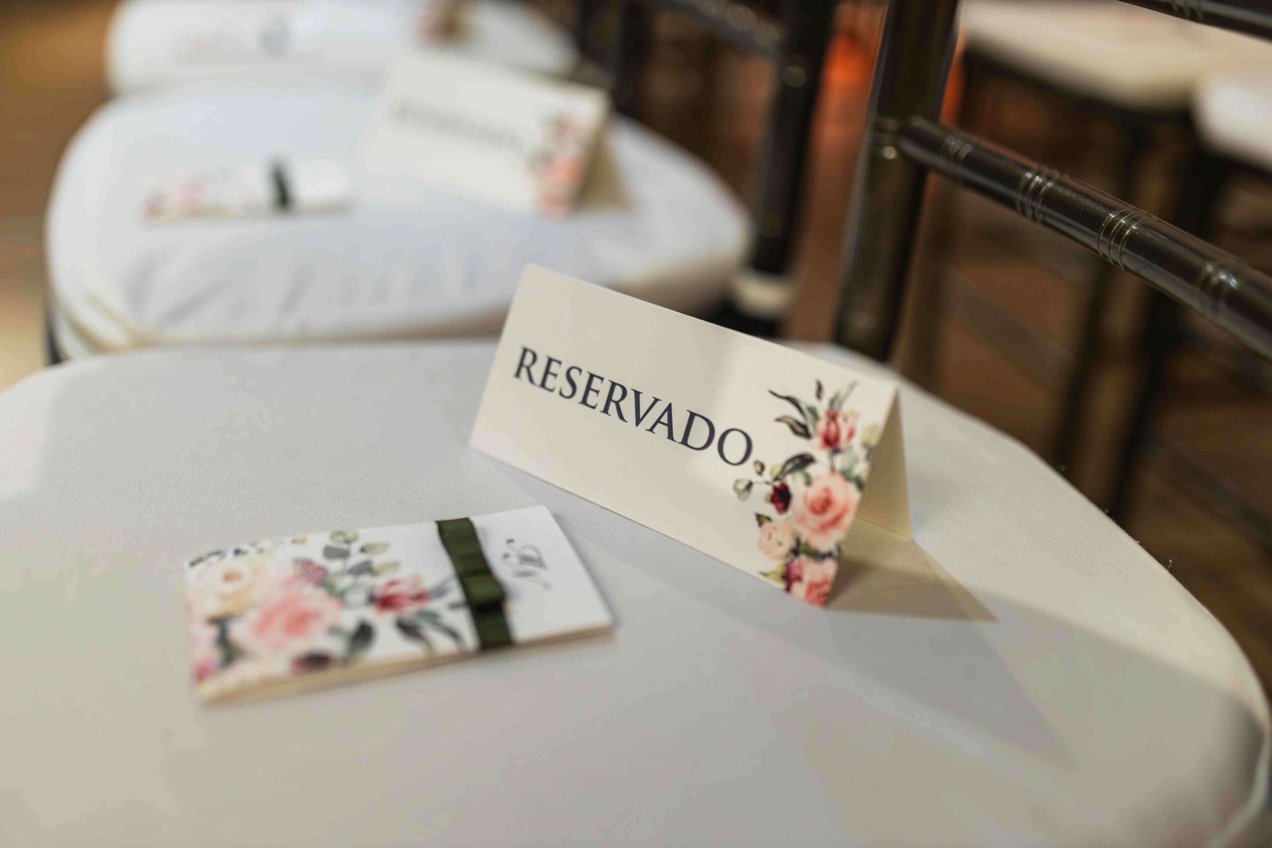 Wedding Place Cards & Table Numbers: Tips for Custom Printing | Unique Print NYC