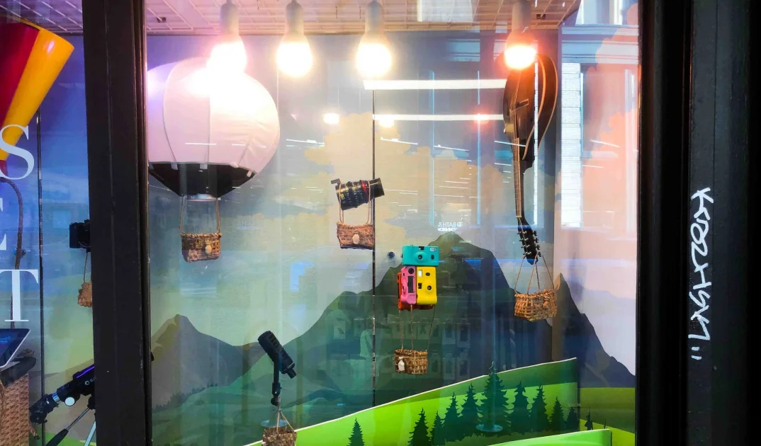 What to Consider When Ordering Window Graphics
